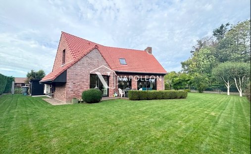 House in Vendeville, Hauts-de-France, France 1