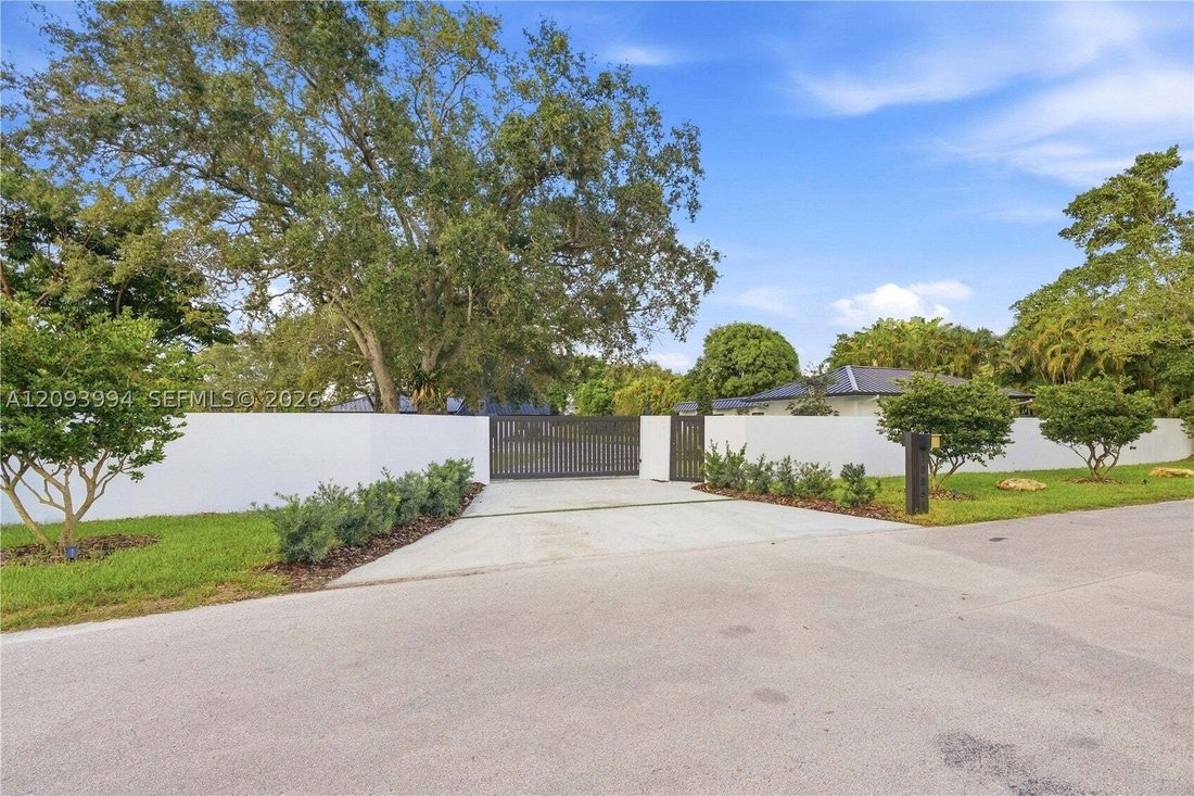 House in Miami, Florida, United States 2 - 18969794