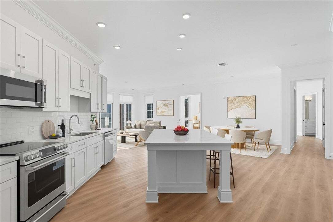 Condo in Oakmont, Pennsylvania, United States 4 - 17640727