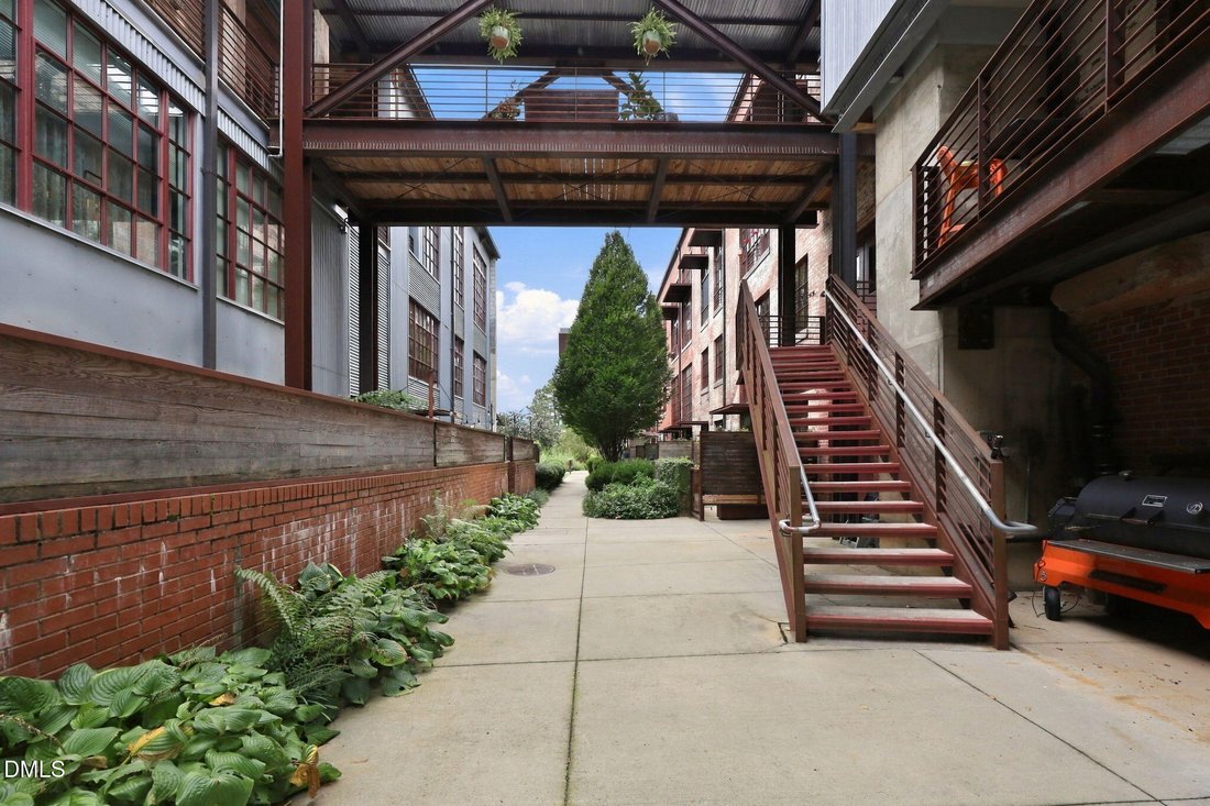 Condo in Saxapahaw, North Carolina, United States 2 - 18976316