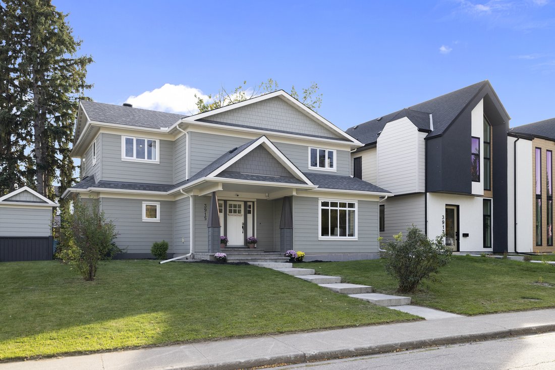 House in Calgary, Alberta, Canada 2 - 18970720