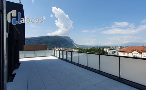 Apartment in Ouest, Ville-la-Grand, France 1
