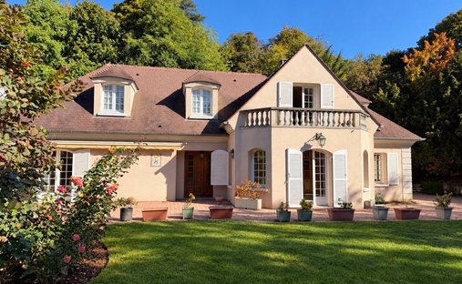 House in Jouy Centre-Petit Jouy, Jouy-en-Josas, France 1