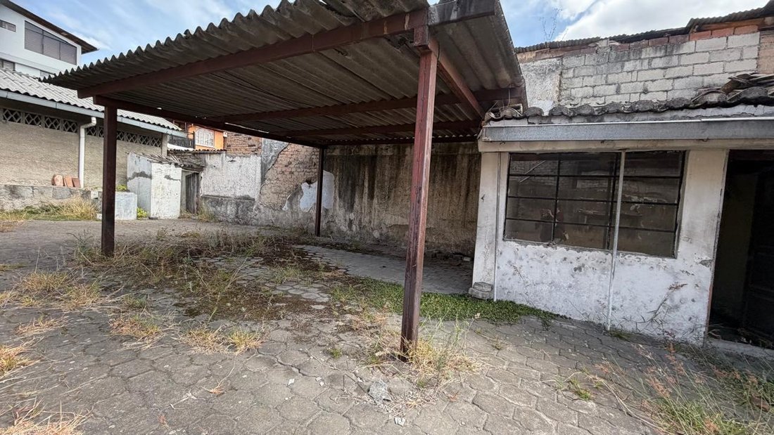 Land in Quito, Pichincha, Ecuador 3 - 18982051