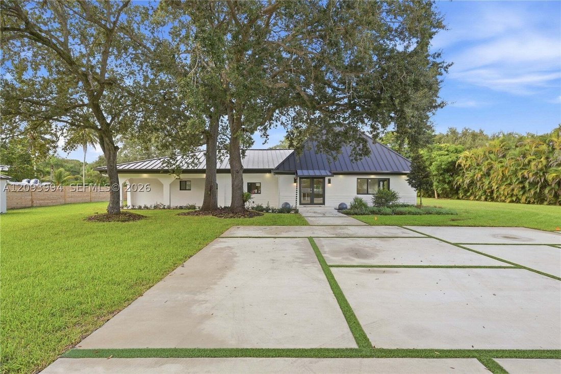 House in Miami, Florida, United States 1 - 18969794