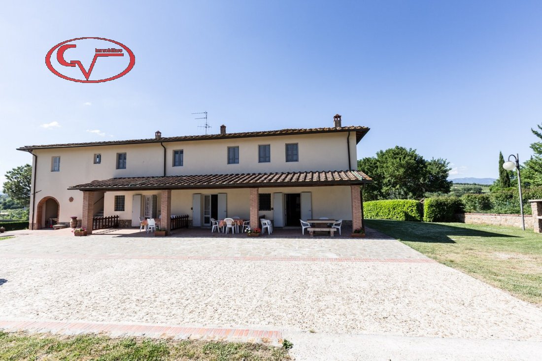 Farm Ranch in Ambra, Tuscany, Italy 2 - 18978264