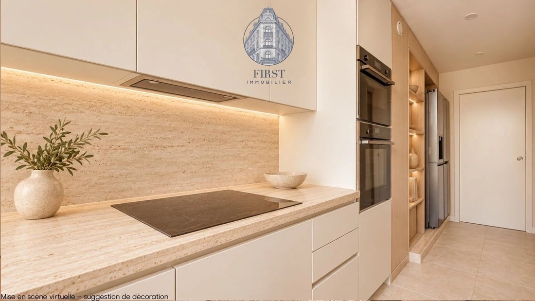 Apartment in Porte Dauphine, Paris 16e Arrondissement, Paris 5 - 18971229