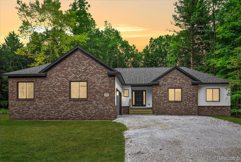 House in Metamora, Michigan, United States 1 - 18965626