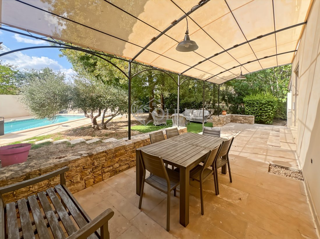 Villa in Uzès, Occitania, France 3 - 18973082