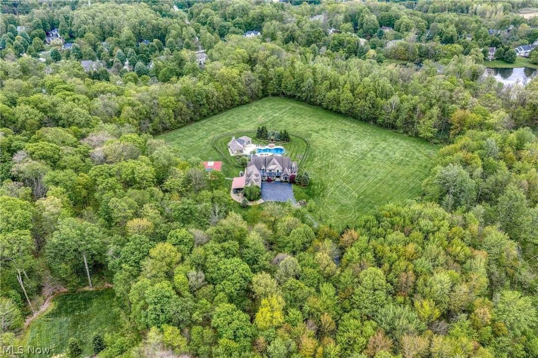 House in Novelty, Ohio, United States 2 - 17096313