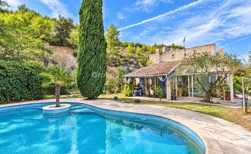House in Jas de Rhodes-Grande Colle, Les Pennes-Mirabeau, France 1