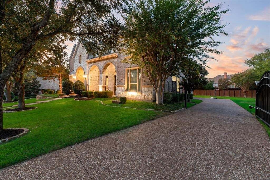 House in Grapevine, Texas, United States 4 - 18970409