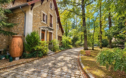 Villa in Beauchamp, Ile-de-France, France 1