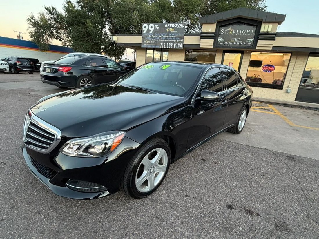 Sedan in Colorado Springs, CO, United States 3 - 18980836