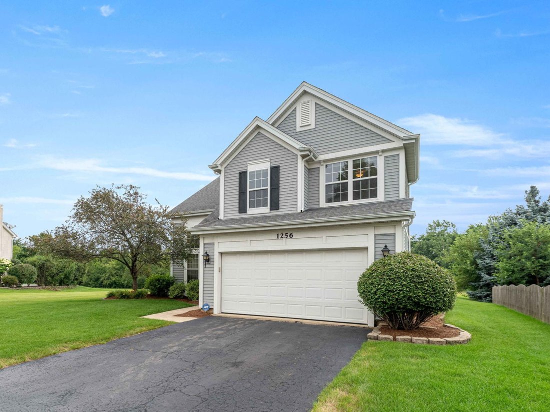 House in Aurora, Illinois, United States 2 - 18976224