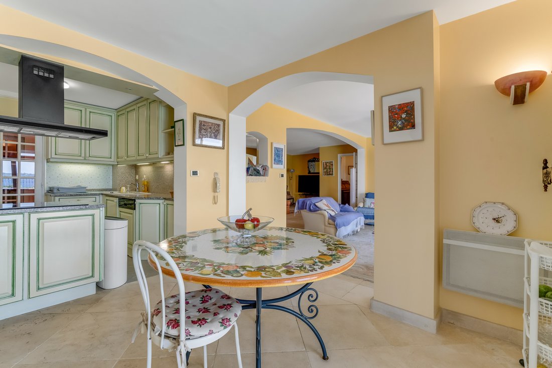 House in Basse Suane-Les Virgiles, Sainte-Maxime, France 2 - 18966264