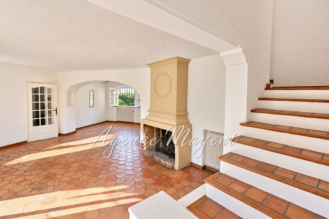 Villa in Mougins, Provence-Alpes-Côte d'Azur, France 3 - 17572961