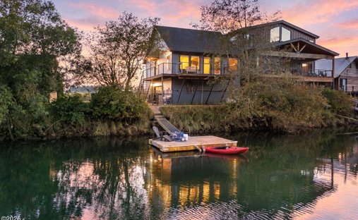 House in Pacific City, Oregon, United States 1