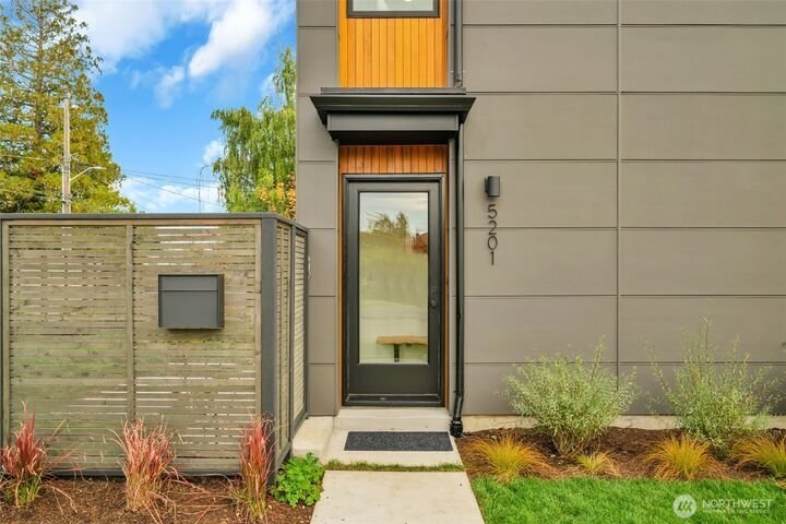 House in Seattle, Washington, United States 1 - 18978823
