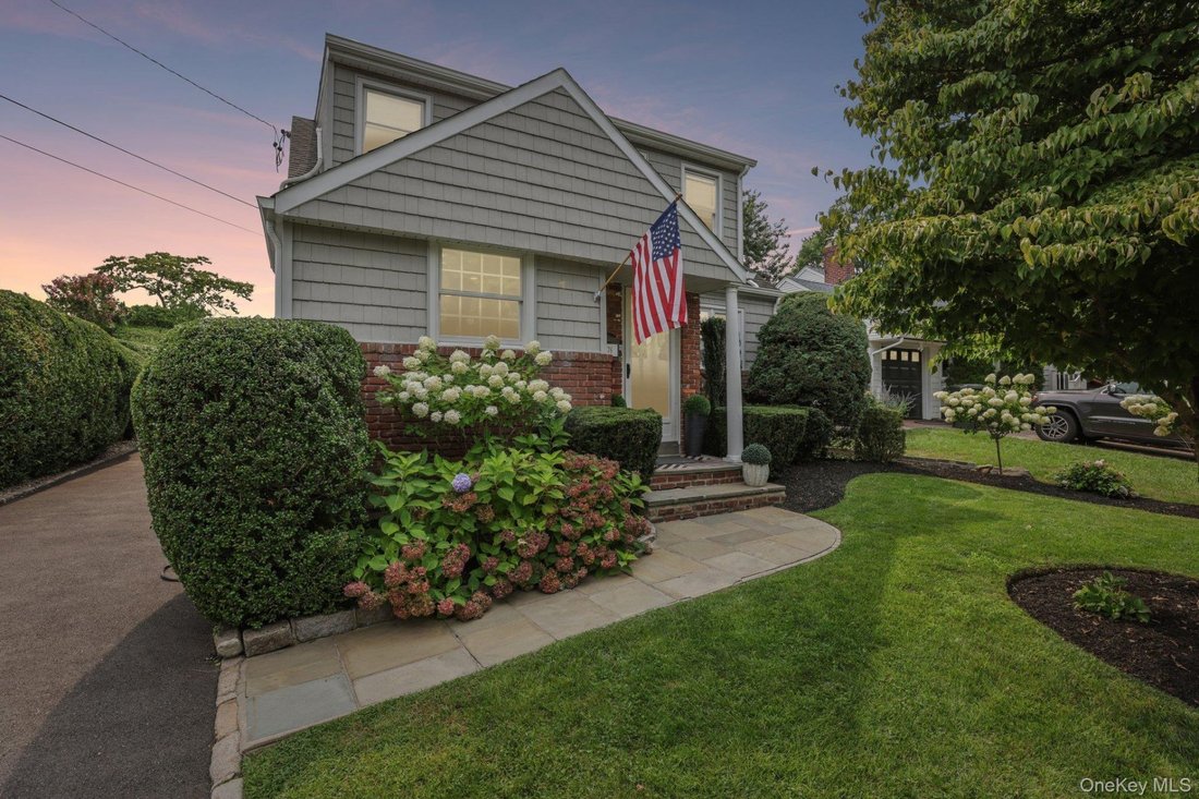 House in Port Washington, New York, United States 3 - 18972629