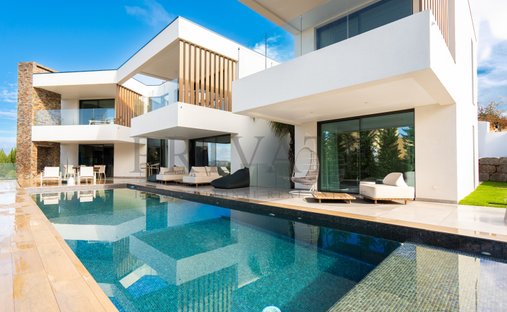 House in Loule (Sao Clemente), Algarve, Portugal 1
