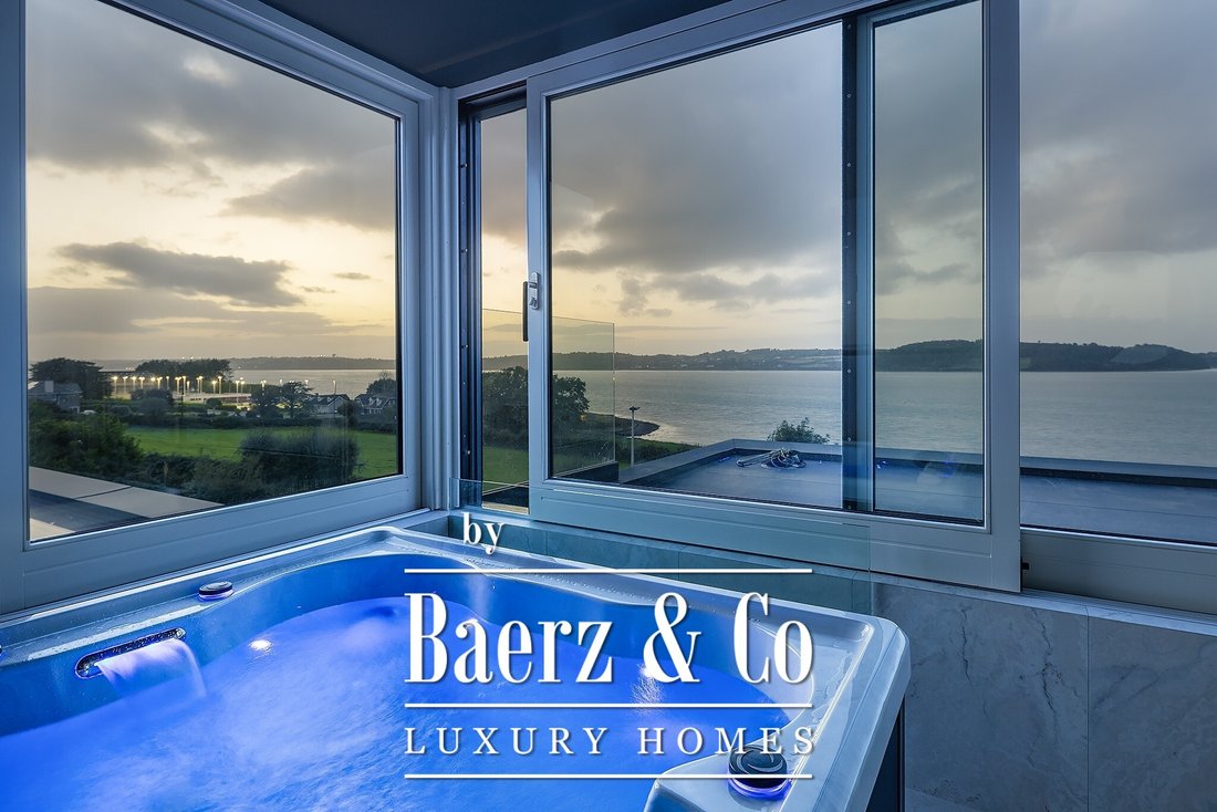 Apartment in Lower Aghada, County Cork, Ireland 3 - 18966475