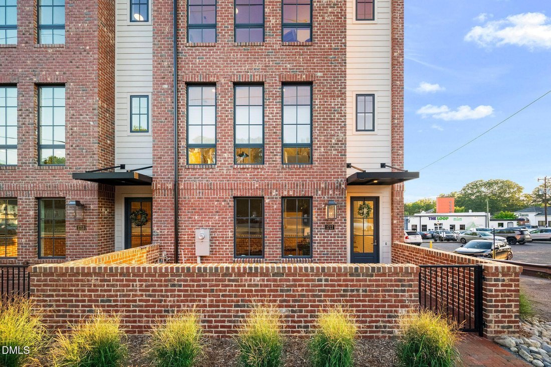 Townhouse in Durham, North Carolina, United States 4 - 18976323