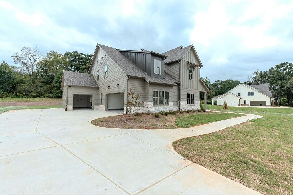 House in Hoschton, Georgia, United States 2 - 18970286