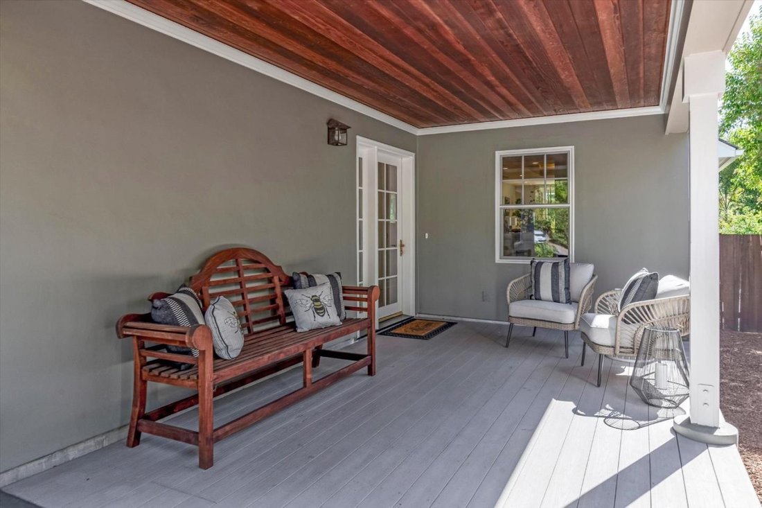 House in Saratoga, California, United States 3 - 18980424