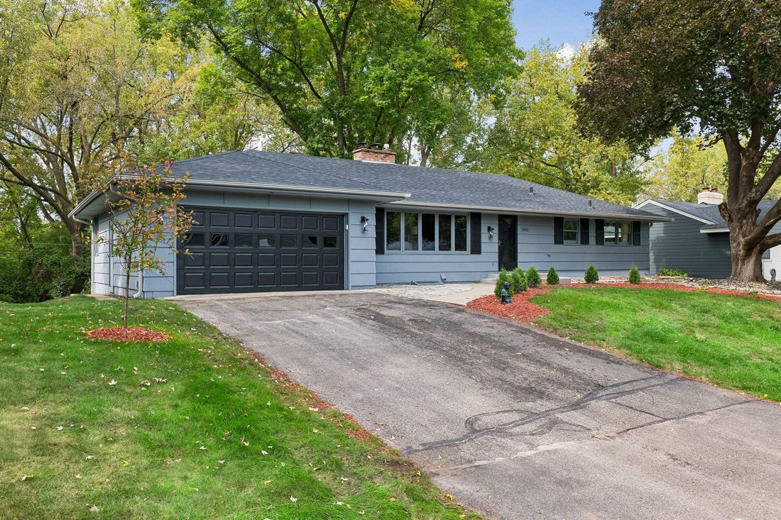 House in Edina, Minnesota, United States 1 - 18958855