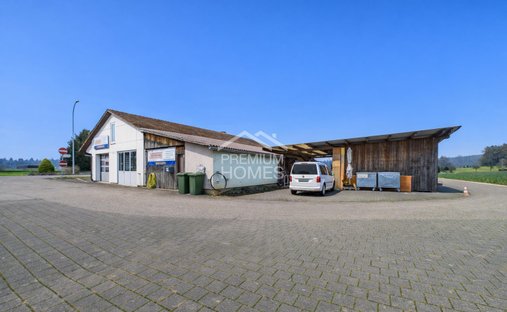 House in Herzogenbuchsee, Canton of Bern, Switzerland 1