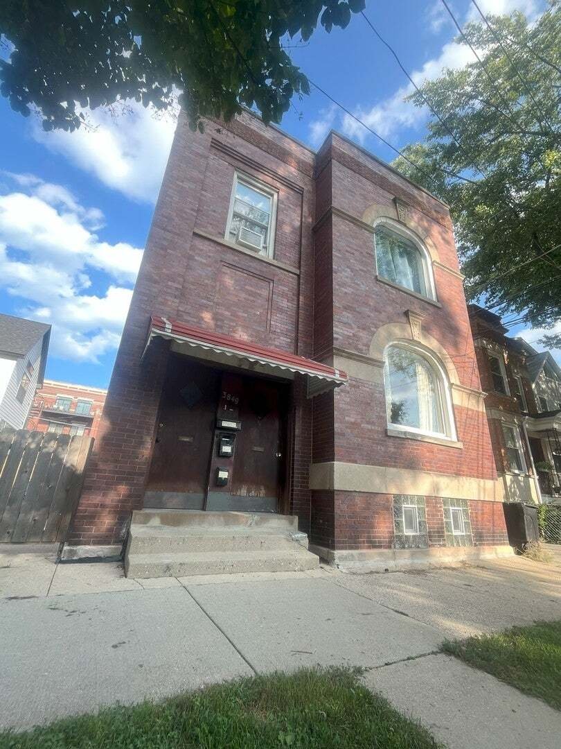 Chicago, Illinois, United States 1 - 18965266