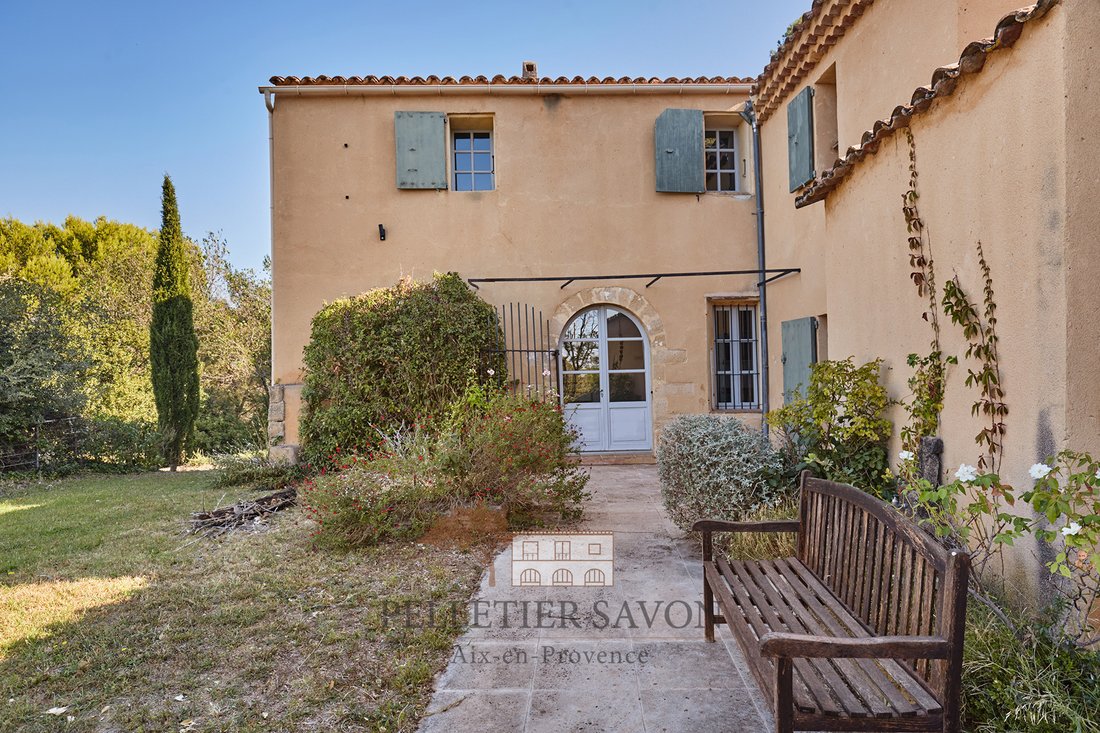 Estate in Granettes-Jauberte-Sainte Anne, Aix-en-Provence, France 4 - 18970854