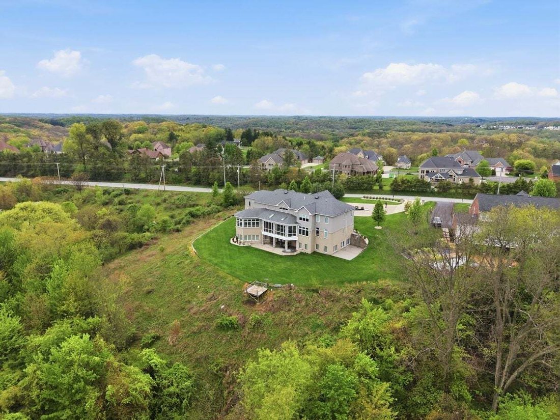 House in Franklin Park, Pennsylvania, United States 3 - 17936491