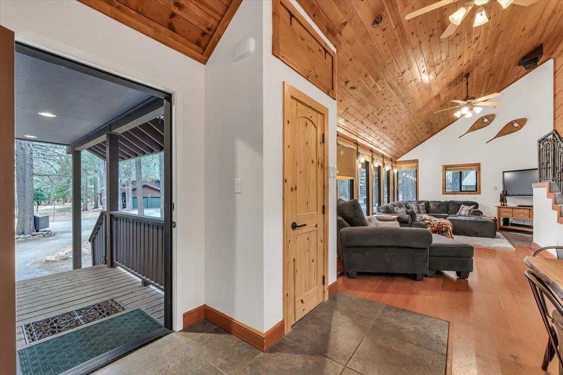 House in Truckee, California, United States 3 - 18964654