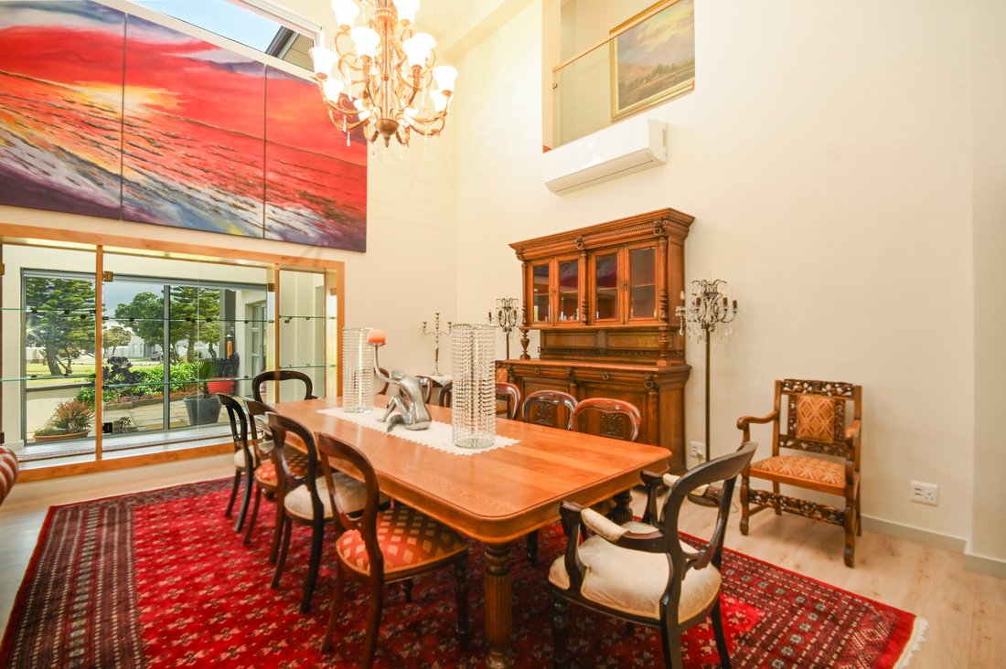 Country House in Gordon's Bay, Helderberg, Cape Town 2 - 18972435