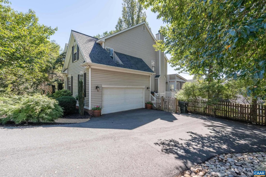 House in Charlottesville, Virginia, United States 3 - 18980396
