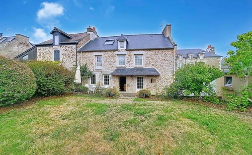 House in Saint-Briac-sur-Mer, Brittany, France 1