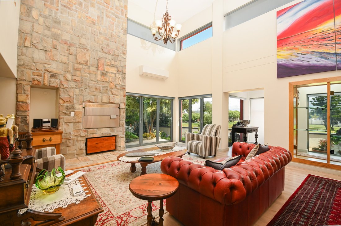 Country House in Gordon's Bay, Helderberg, Cape Town 1 - 18972435