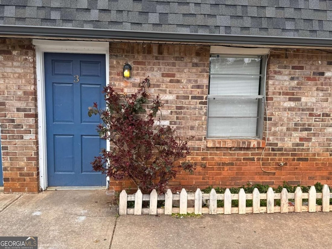 Scottdale, Georgia, United States 4 - 18969993
