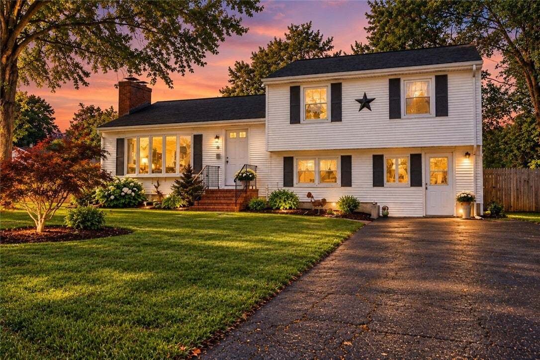 House in North Kingstown, Rhode Island, United States 1 - 18977485