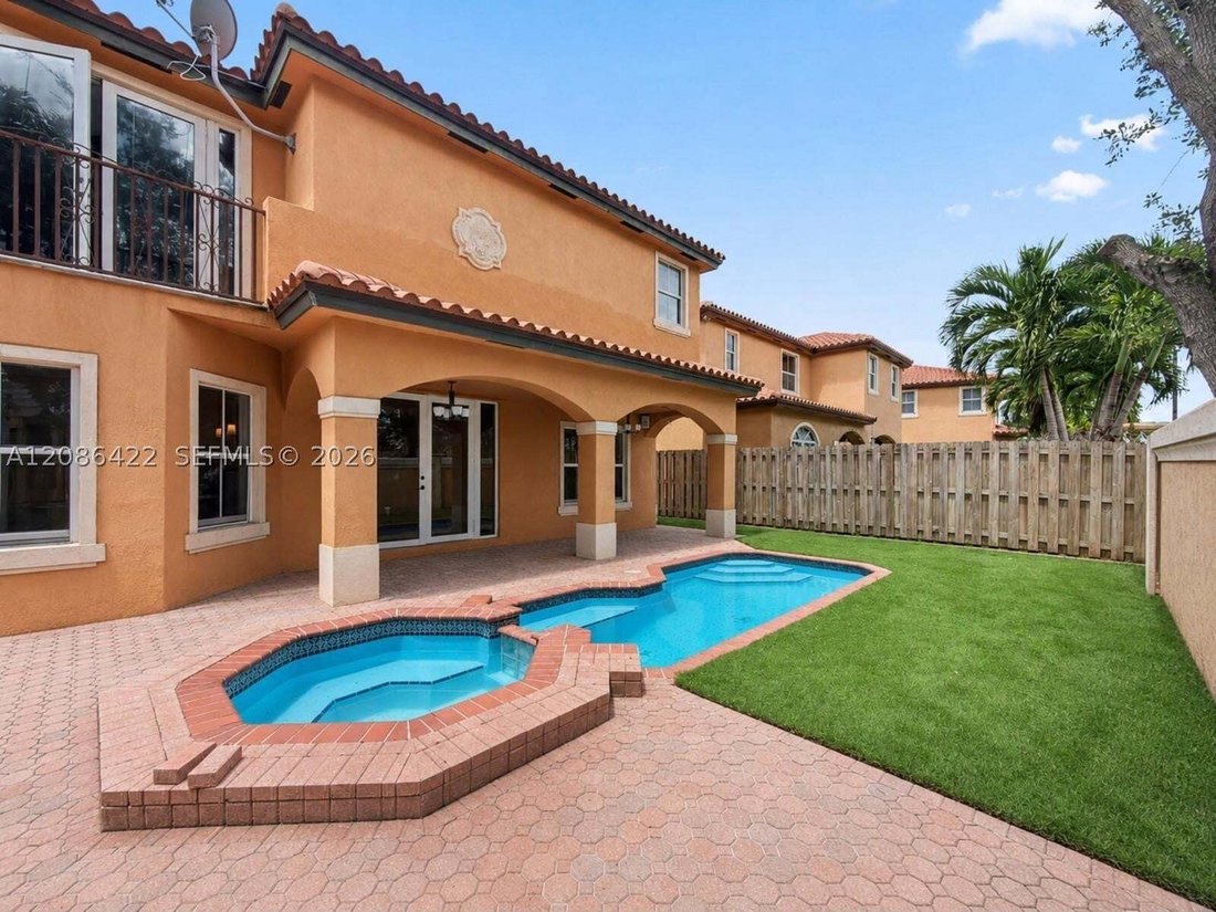 House in West Miami, Florida, United States 5 - 18969869