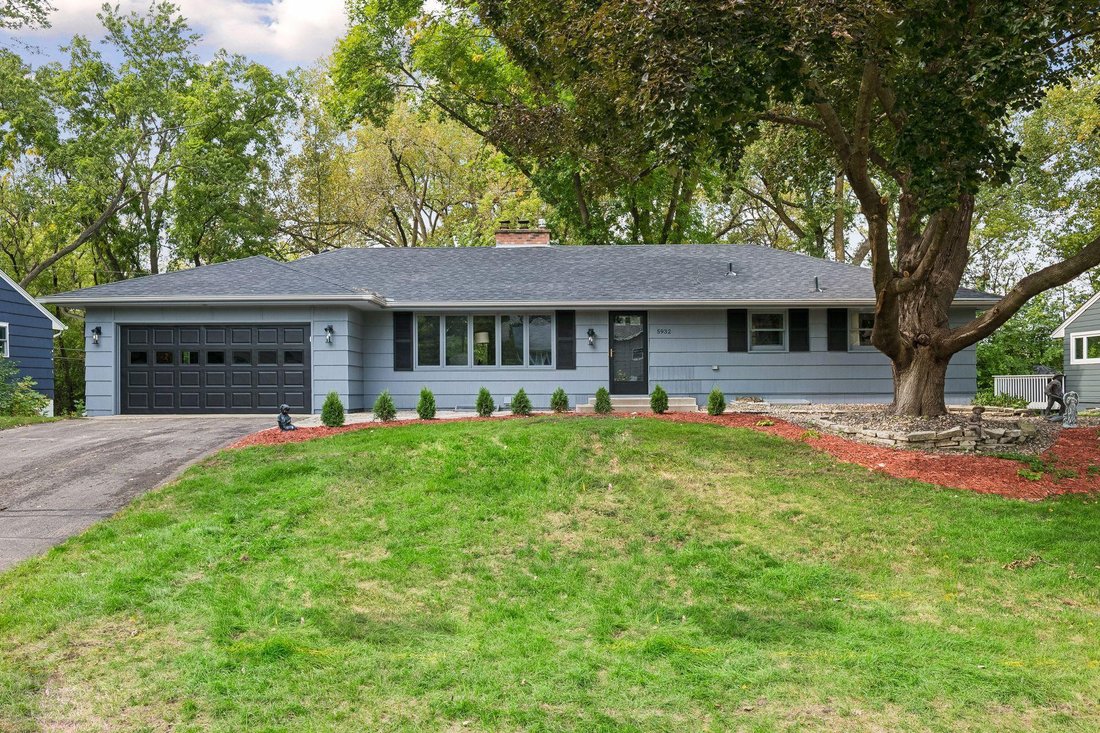 House in Edina, Minnesota, United States 3 - 18958855