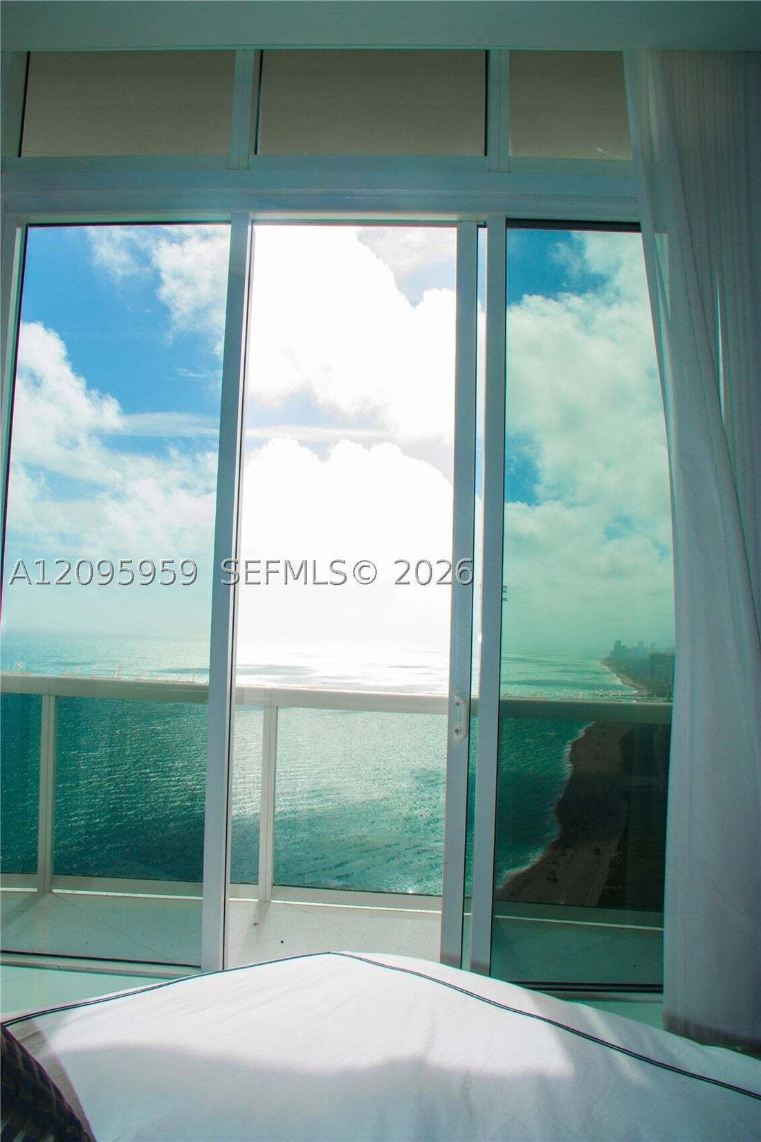 Condo in Golden Beach, Florida, United States 3 - 18969887