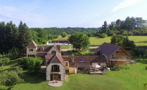 Casa en Rouffignac-Saint-Cernin-de-Reilhac, Nueva Aquitania, Francia 1