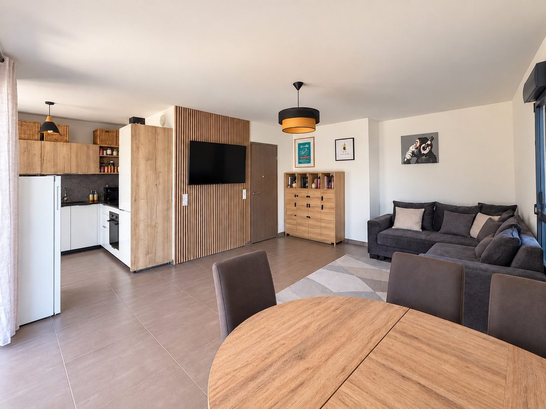 Apartment in Prévessin-Moëns, Auvergne-Rhône-Alpes, France 1 - 18972927