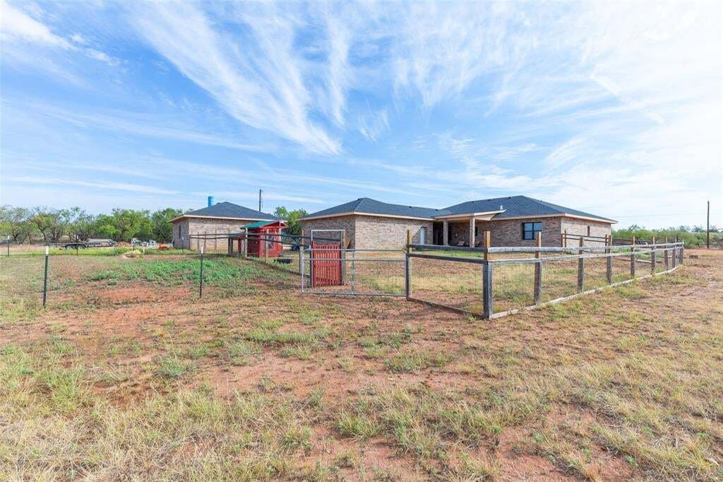House in Merkel, Texas, United States 3 - 18976416