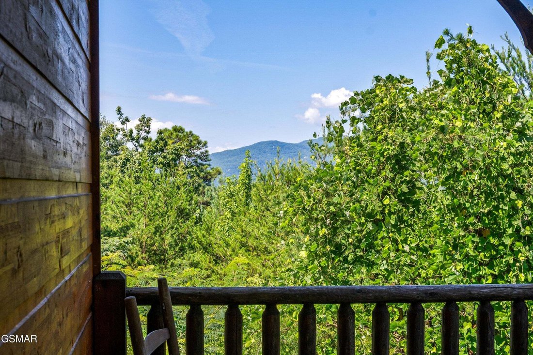 House in Gatlinburg, Tennessee, United States 5 - 18977350