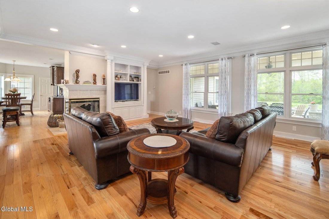 House in Crescent, New York, United States 5 - 18530223