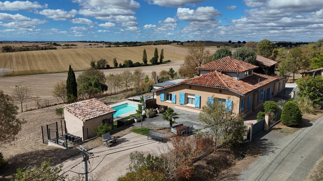 House in Casse Martin, L'Isle-Jourdain, France 1 - 18966320